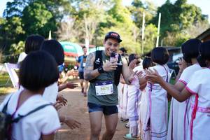 BIB: 3072
                            <button type="button" onclick="openModal(18990706)" class="btn btn-primary btn-sm float-right btn-popup" data-toggle="modal" data-target=".modal-high-quality">
                        <i class="fas fa-shopping-cart"></i> Add to Cart
                    </button>
                                            <button type="button" onclick="isThisMe(18990706, true)" class="btn btn-success btn-sm float-right btn-popup btn-isme hidden" data-toggle="tooltip" data-placement="bottom" title="นี่คือรูปของคุณใช่ไหม คลิกที่นี่เพื่อเอาเข้าอัลบั้ม">
                        <i class="fas fa-plus"></i> Add to album
                    </button>
                    <button type="button" onclick="isThisMe(18990706, false)" class="btn btn-warning btn-sm float-right btn-popup btn-isnotme hidden">
                        <i class="fas fa-ban"></i> Remove from album
                    </button>